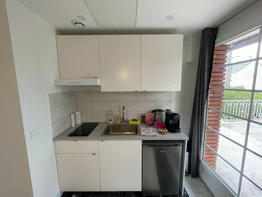 Tremblay-en-France Joli T2, Terrasse Et Jardin, Ideal Pour Familles, A 15 Min De L'Aeroport Roissy Cdg מראה חיצוני תמונה