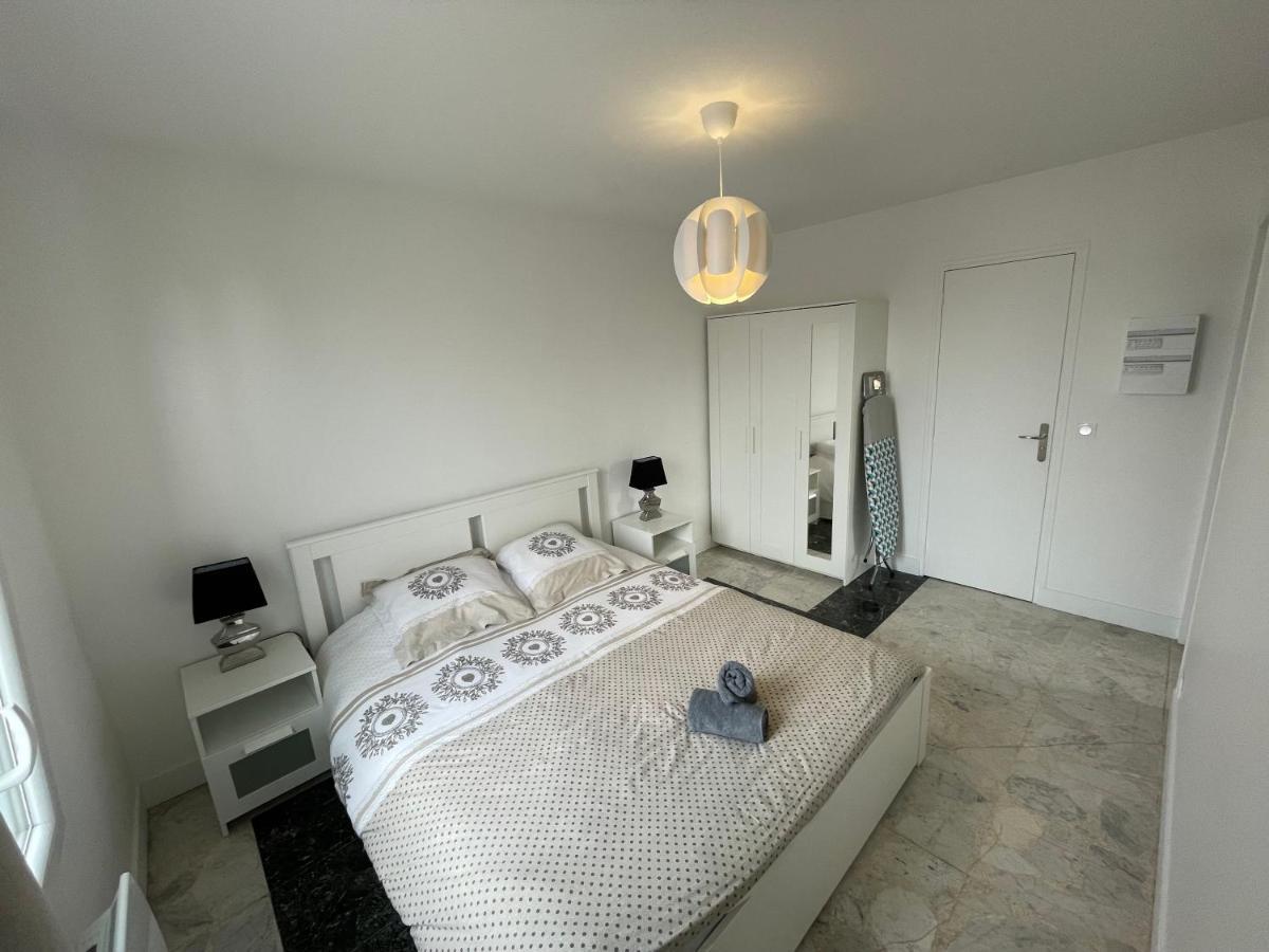 Tremblay-en-France Joli T2, Terrasse Et Jardin, Ideal Pour Familles, A 15 Min De L'Aeroport Roissy Cdg מראה חיצוני תמונה